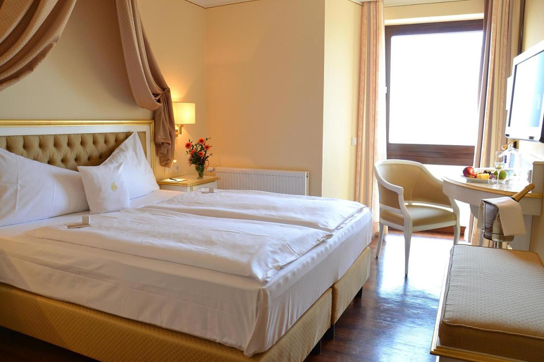 Burghotel Staufenberg Staufenberg  Экстерьер фото