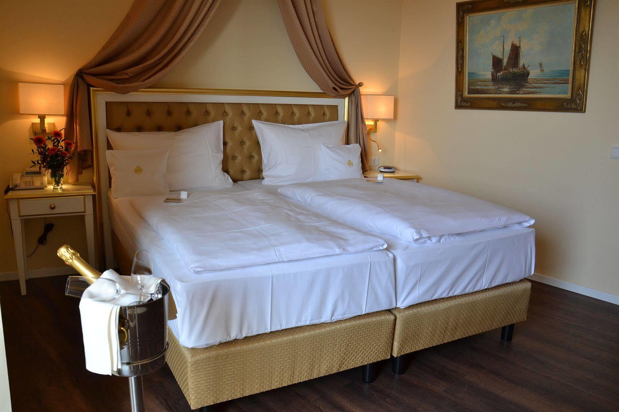 Burghotel Staufenberg Staufenberg  Экстерьер фото